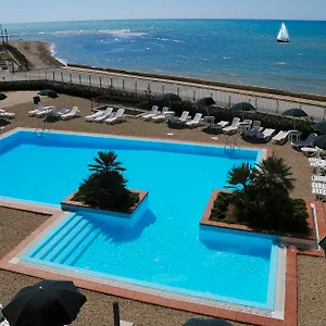 Antica Perla 4* San Leone